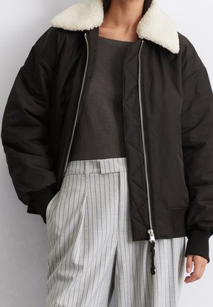 Chaqueta de entretiempo - black