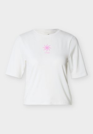 Camiseta blanca de manga corta con cuello redondo, con un gráfico de sol rosa y el texto "O'Neill" centrado en el pecho.