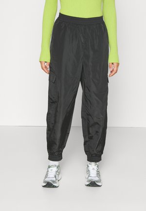 ONLY Petite ONLFADUMA PANT - Παντελόνι cargo - black