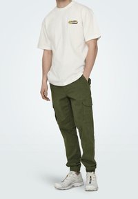 Only & Sons Pantaloni cargo - evergreen