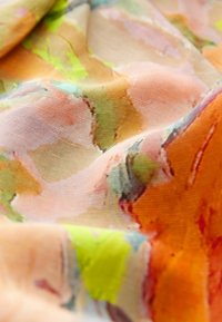 Next REGULAR FIT - Pusero - orange fruit abstract print