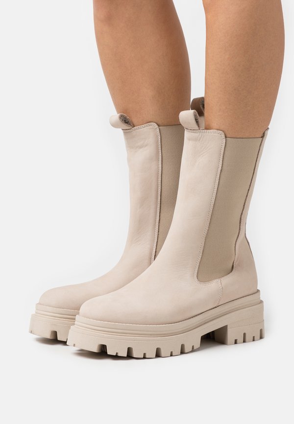 Platform boots - antelope