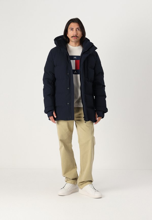 PENDULUM JACKET - Down coat - dark ink4