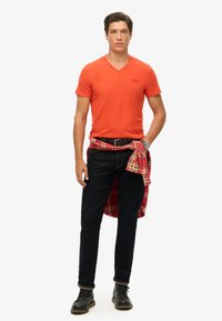 Superdry & Co VINTAGE LOGO - T-shirts print - bright orange marl