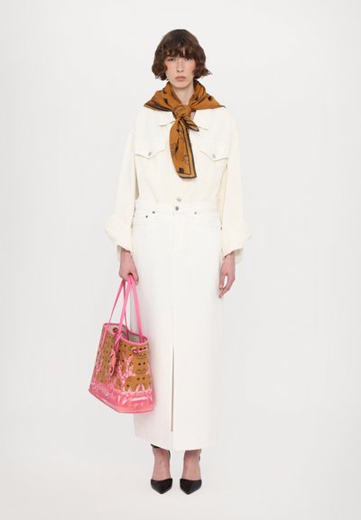 MCM LIZ MOUNTAIN - Torbica - sangria sunset