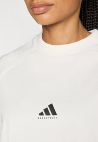 adidas Performance TEE - T-shirts print - chalk white