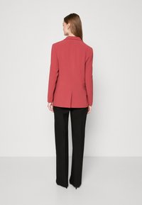 BOSS JOCALUAH - Puspaltis - red