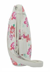 Blumenhandtasche mit pinken und grünen Mustern auf einer weißen strukturierten Oberfläche, ergänzt durch einen hellen Schultergurt und ein geprägtes Logo.