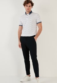 Buratti Polotričko - white