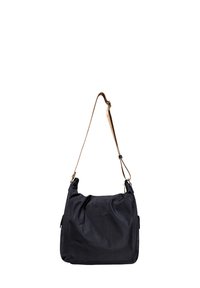 Borsa a spalla in tessuto nero con una forma morbida, caratterizzata da una texture liscia, hardware tono oro e una tracolla regolabile marrone.