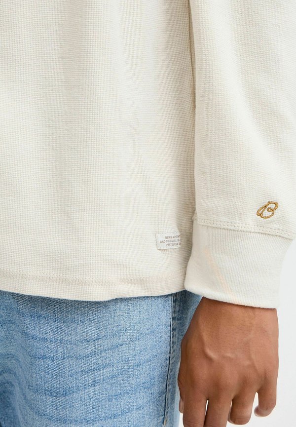 BHTEE - Jumper - peyote4