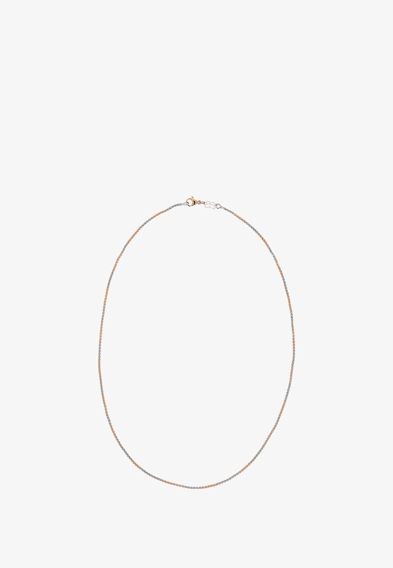 Rose gold og sølv snoet kæde halskæde. Har en kæde med lobster lukning og en glat tekstur, med skiftende metalliske farver hele vejen igennem.