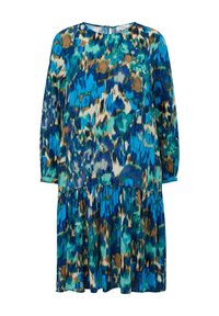 Kleid mit Rundhalsausschnitt und Dreiviertelärmeln, das ein multicolored blaues, grünes und braunes abstraktes Muster sowie ein schichtendes Design aufweist.