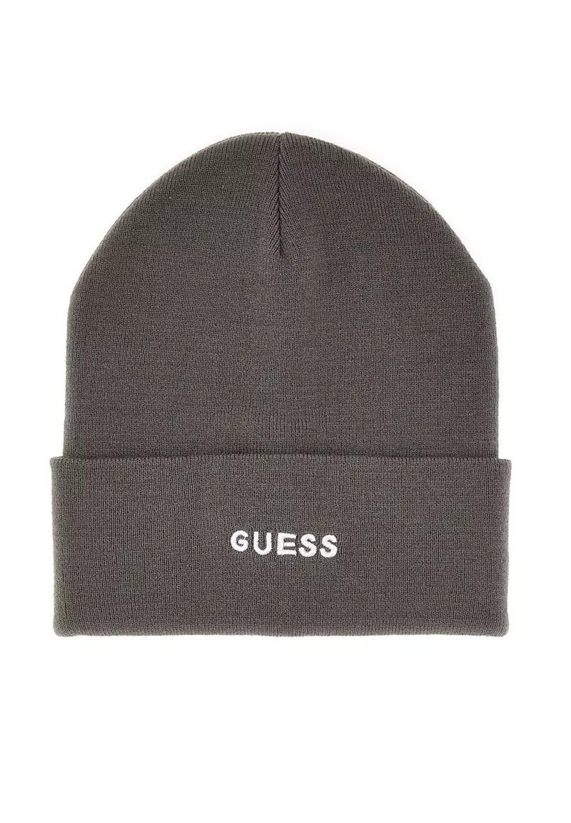 Grijze gebreide beanie met een gevouwen rand. Bevat de merknaam "GUESS" in witte borduurmachine aan de voorkant. Glad textuur met een eenvoudig ontwerp.
