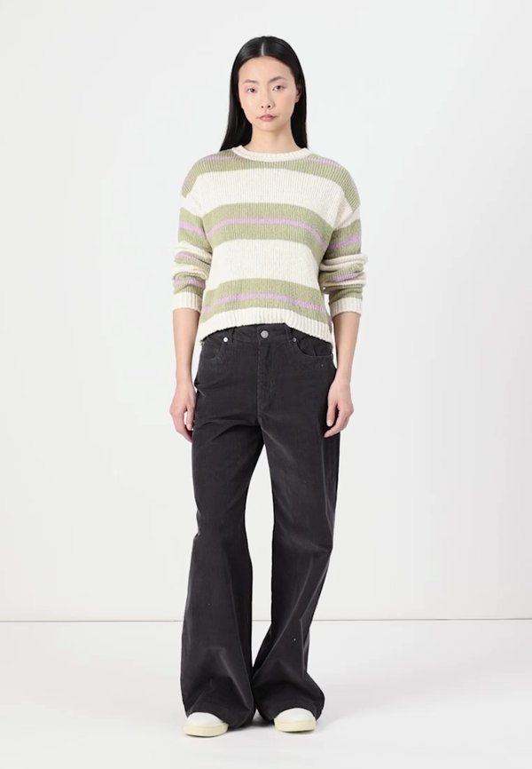 MAKE IT WAVES - Jumper - avocado4