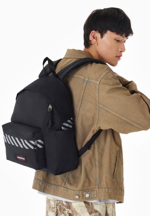 Eastpak, SAC À DOS EASTPAK DAY PAK'R SPARK BLACK UNISEX - Sac à dos - refleks stripe black