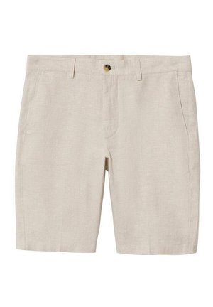 Homme portant un pull à manches longues dégradé marron et crème, un short beige clair, et des sandales marron ouvertes, debout devant un fond uni.