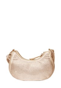 Borsa a rete dorata con forma arrotondata, chiusura con zip e tracolla corta. Presenta una superficie testurizzata con piccole perforazioni su tutta la superficie.