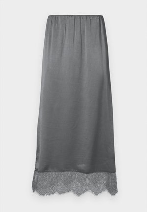 Fustă gri din satin cu talie elastică. Marginea are o dantelă delicată, adăugând textură și detalii. Material neted și fluid.
