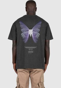 MJ Gonzales METAMORPHOSE V.2 - T-shirts print - charcoal