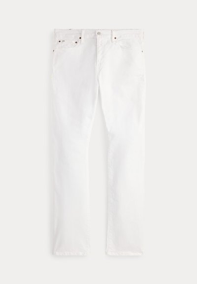 Λευκά τζιν από denim με κανονική γραμμή στο ίσιωμα, που διαθέτουν πέντε τσέπες, χαλκομανία εξαρτήματα και διακριτικές λεπτομέρειες ραφής. Ομαλή υφή με καθαρό φινίρισμα.