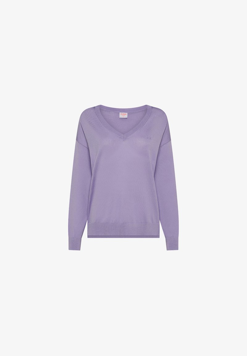 Maglione a maniche lunghe di un leggero color viola, con scollatura a V e texture a coste, arricchito da dettagli di cucitura discreti. Vestibilità casual, in tinta unita e con orlo inferiore.