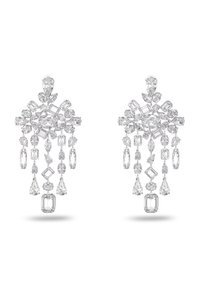 Boucles d'oreilles chandelier ornées de pierres précieuses claires variées en différentes formes, notamment ovales, en goutte et rectangulaires, avec des détails sophistiqués.