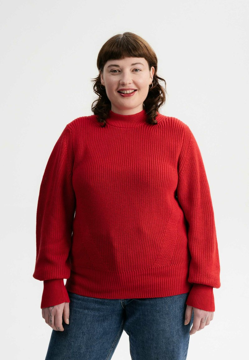 MELA RIYA - Strickpullover - granatapfel