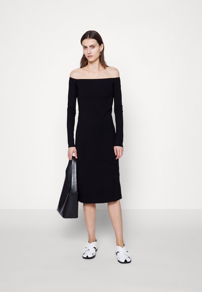 Filippa K OFFSHOULDER DRESS - Φόρεμα σε ίσια γραμμή - black