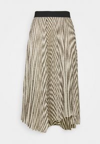 Dlouhá plisovaná sukně s postupně se střídajícími béžovými a hnědými diagonálními pruhy a širokým černým elastickým pasem.