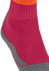 FALKE TK2  - Sportsocken - flash orange