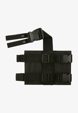 UNISEX MOLLE
- Kelioniniai reikmenys - black