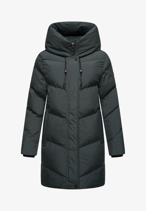 Tamnozeleni puffer kaput s visokim ovratnikom, zatvaranjem na zip, i podesivim špagama. Ima chevron kviltani uzorak i rebraste manžete.