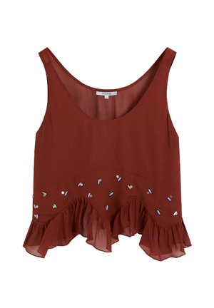 Top corto sin mangas de color rojo óxido con dobladillo fruncido y pequeñas cuentas azules y doradas dispersas a lo largo del borde inferior.