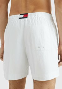 Tommy Hilfiger MEDIUM DRAWSTRING - Zwemshorts - white
