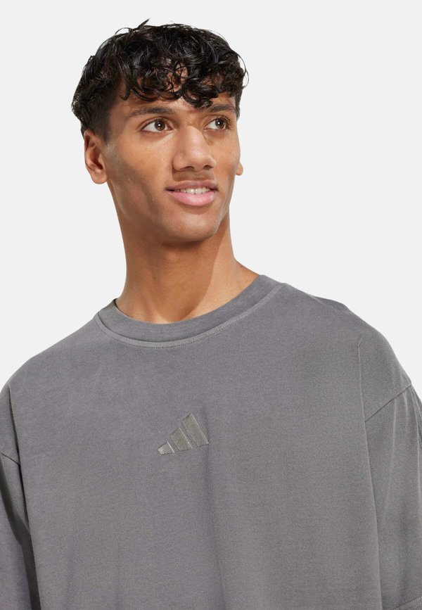 ALL SZN WASHED  - Basic T-shirt3