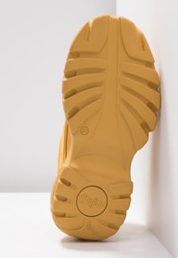 Buffalo London Sapatilhas - beige