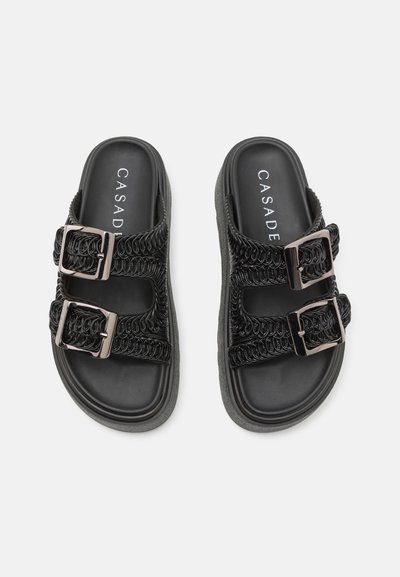 Casadei BIRKY - Natikače na petu - dei/nero