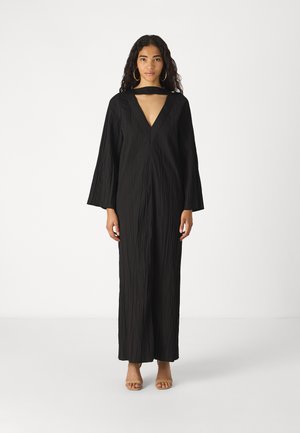 TRACE - Maxi-jurk - black