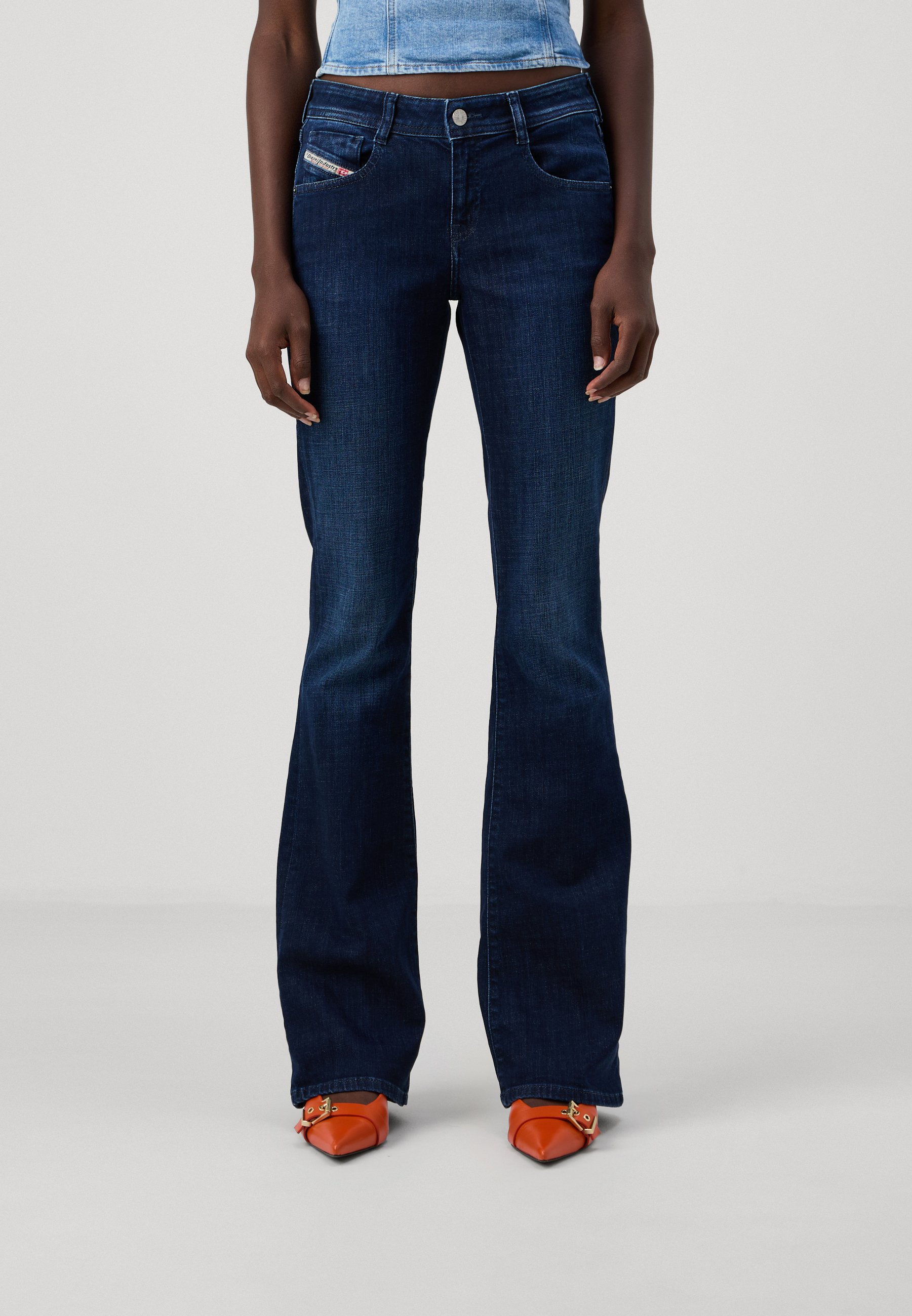 Jean Diesel Flare Bootcut Taille 34 - Bleu Délavé - Neuf Avec étiquettes - Fabriqué En Italie