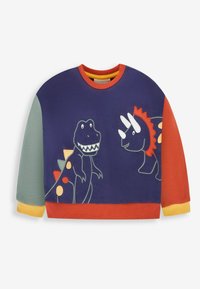 Hanorac colorat cu dinozauri, având o bază de culoare bleumarin, accente verzi, roșii și galbene, cu designuri brodate de T-Rex și triceratop.