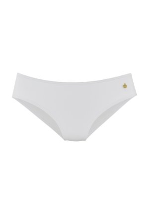 Weißer Bikini-Slip mit niedrigem Bund und kleinem rundem goldfarbenem Emblem auf der rechten Seite am Bund.
