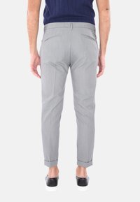 Ciabalù CAPRI - Chino - grigio
