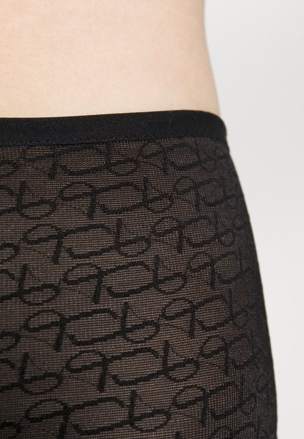 SIGNATURE SHEER SHORTS - Pants4