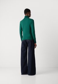 Marc Cain Topper langermet - dark jade green