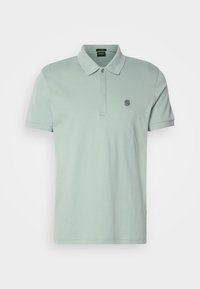 Unselected, open green