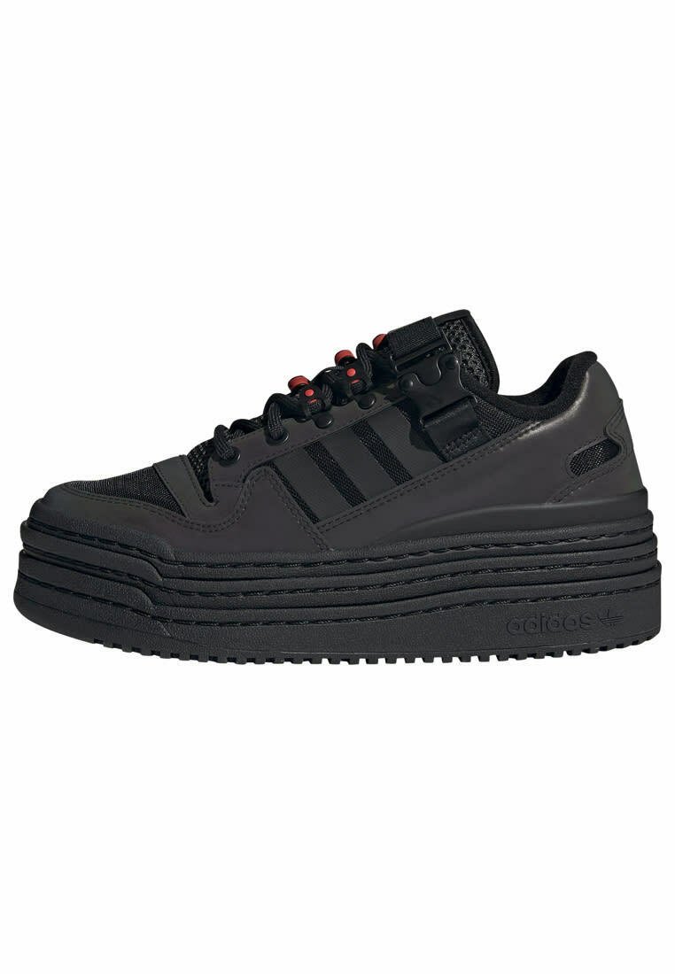 adidas low black