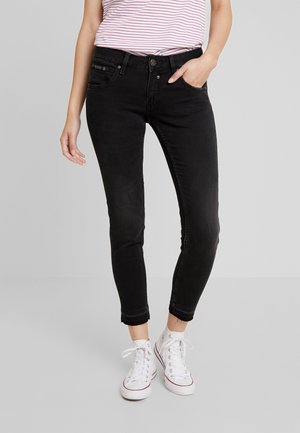 Jeansy Skinny Fit