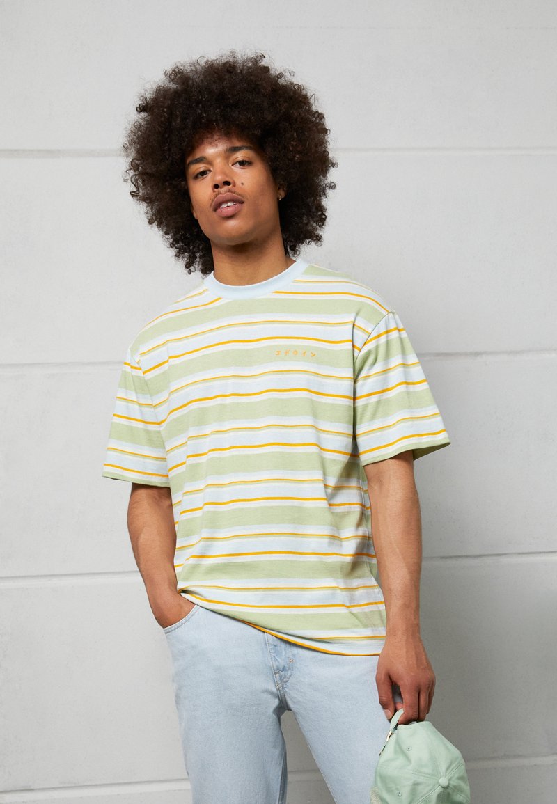 Damen T-Shirts | Edwin QUARTER UNISEX T-Shirt print frosty green / blue/grün - ZH84059 Damen T-Shirts | Edwin QUARTER UNISEX T-Shirt print frosty green / blue/grün - ZH84059