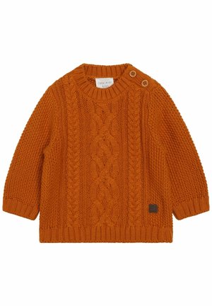 Orange strikket babytrøje med kabelmønstre, ribkanter ved ærmer og kant, rund halsudskæring med to knapper på den ene skulder.